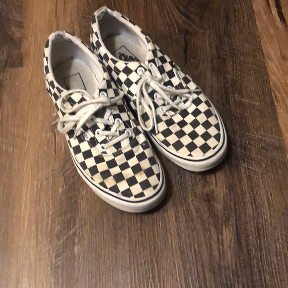 Classic vans - Picture 1 of 4